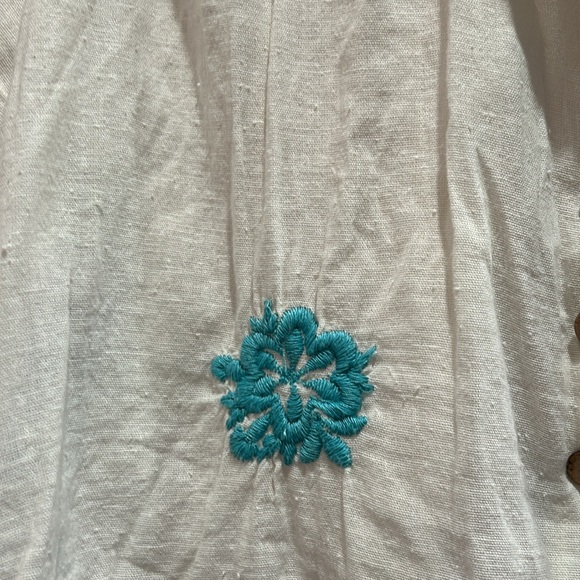 UO Rowan Embroidered Button Down - Picture 5 of 10